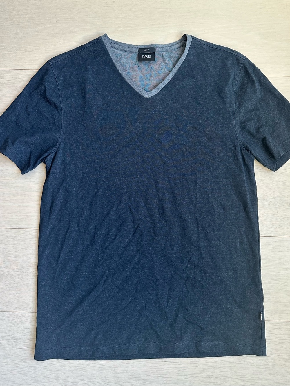 Hugo Boss Men's Navy V-Neck Tee with Light Trim